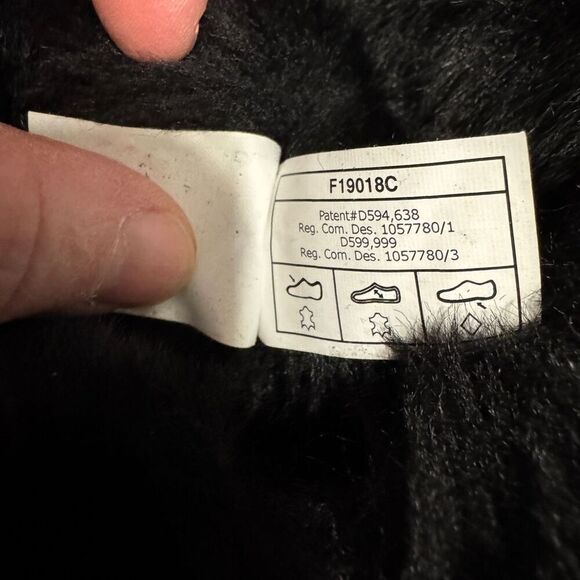 UGG BAILEY BUTTON Il water-resistant black size 9 - Picture 9 of 11